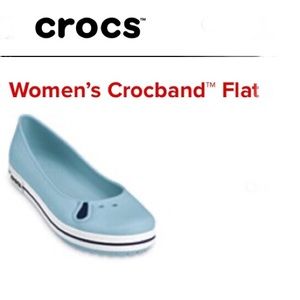 Crocs women’s flats